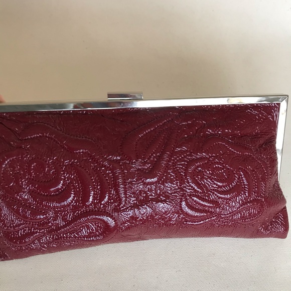 Red Hobo clutch bag - Picture 2 of 5